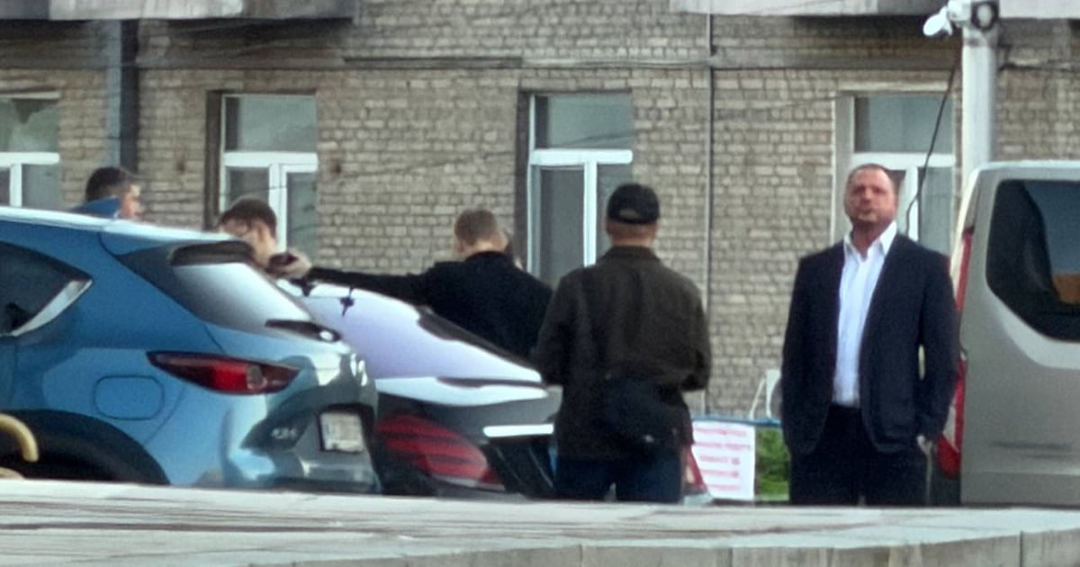 НАБУ і САП проводять слідчі дії з Андрієм Єрмаком.

Про це повідомили «Українська правда» та народний депутат Ярослав Железняк з посиланням на джерела