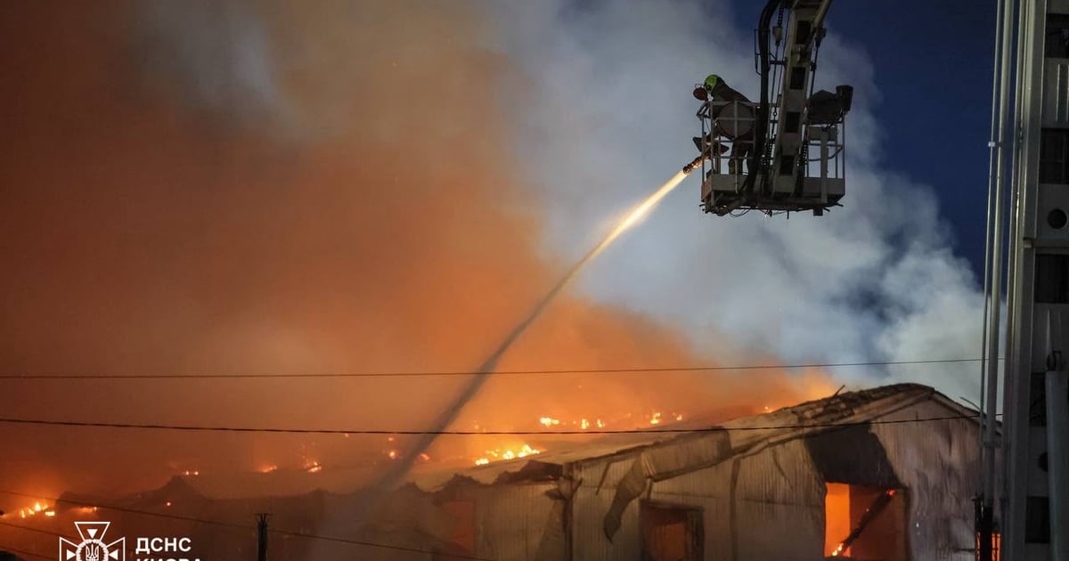 росіяни атакували Київ балістикою. У двох районах пожежі, постраждали люди (ОНОВЛЕНО)