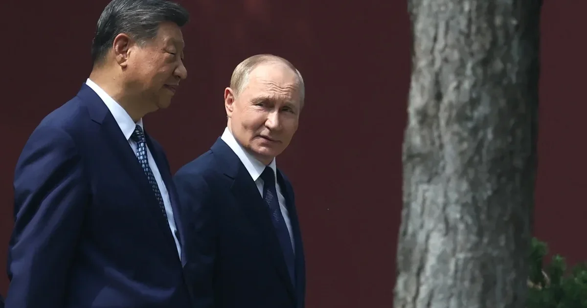 Сі Цзіньпін сказав Трампу під час зустрічі, що путін може пошкодувати про вторгнення в Україну - FT