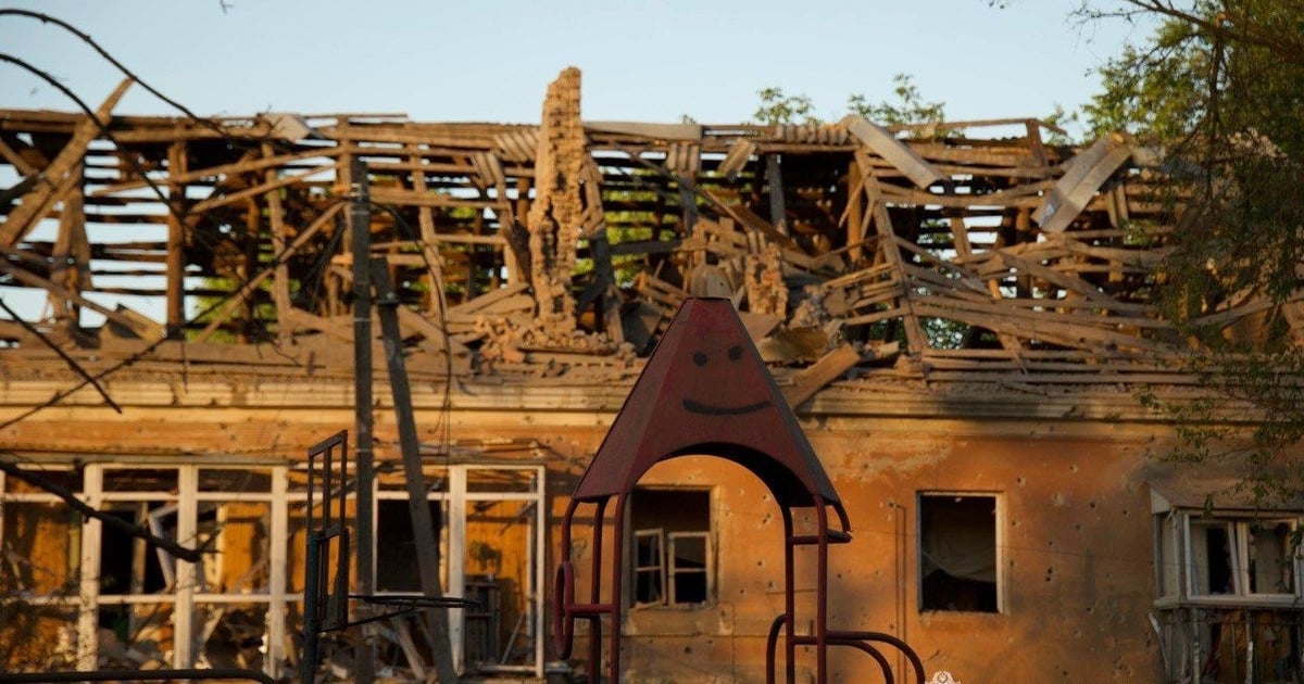 Уночі російські війська здійснили масовану атаку балістикою і дронами по Дніпропетровській, Сумській, Запорізькій, Київській та Харківській областях України.

Відомо про десятки поранених, у Дніпрі загинуло 6 людей