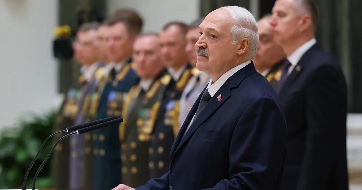 Lukashenko pardons 15 prisoners as Belarus, US discuss sanctions relief
