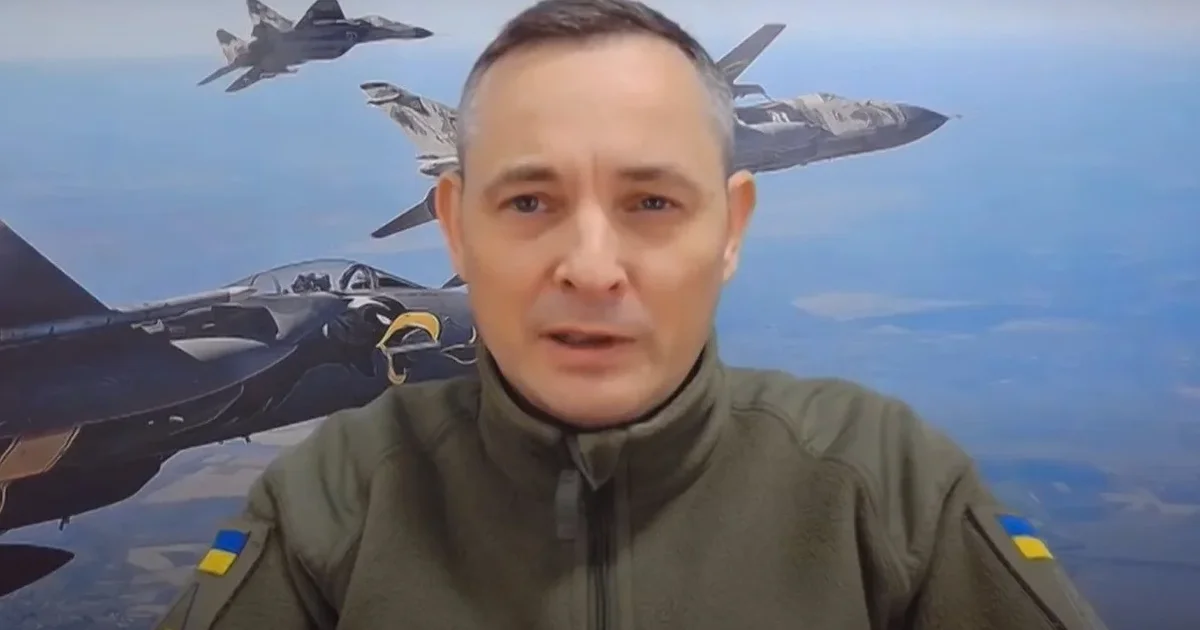 росія передислоковує тактичну авіацію, незабаром можливі масовані обстріли — Ігнат.

«Було багато повідомлень, вони з’являються недарма — є у нас розвідка, дані від партнерів, власні сили розвідки», — сказав він і закликав дотримуватися правил безпеки