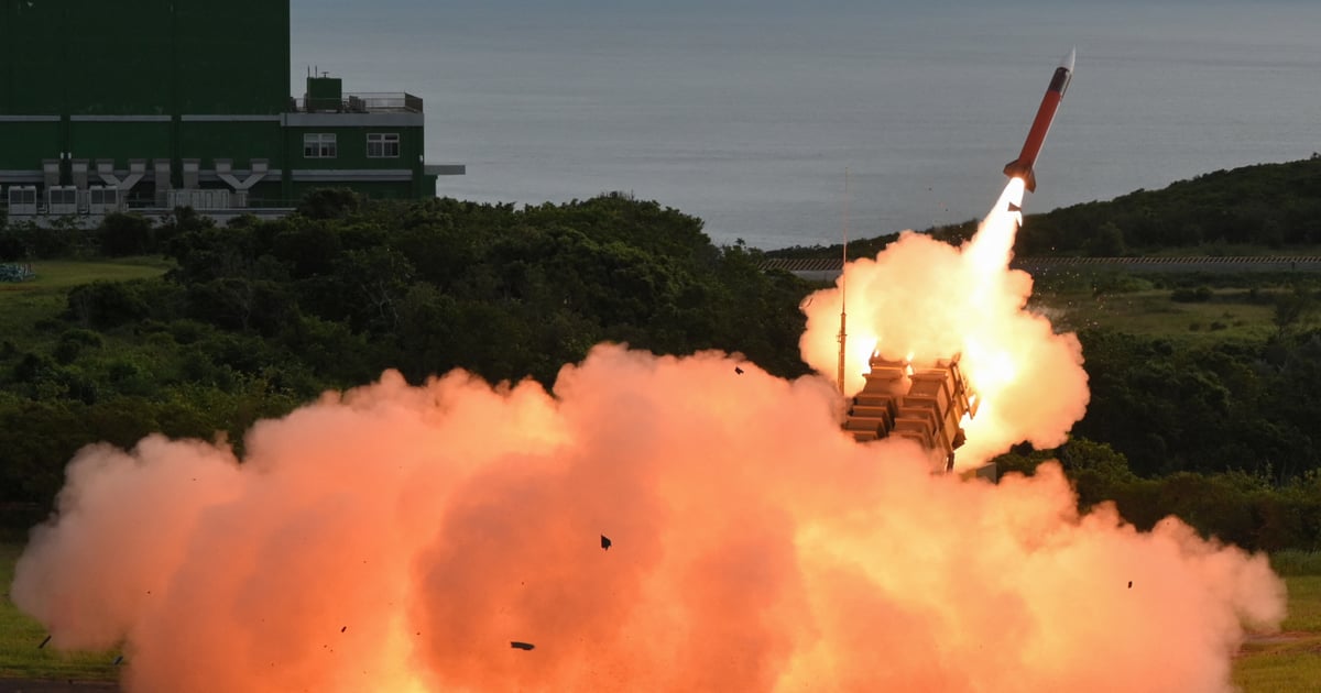 Russia now using far more missiles in attacks on Ukraine, exhausting air defenses – Zelenskyy