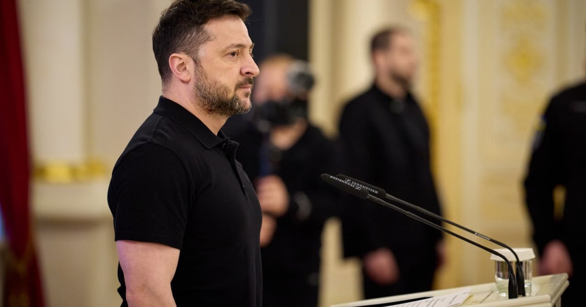 росія обмежує Telegram, щоб ухвалювати «непопулярні рішення». Такими можуть бути або завершення війни, або навпаки — її ескалація та посилена мобілізація в росії. Про це сказав Зеленський під час спілкування з журналістами, передає кореспондент hromadske