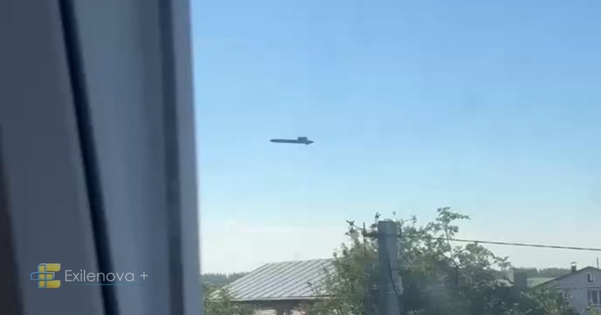 Чебоксари, що за 1000 км від України, зазнали ракетного удар