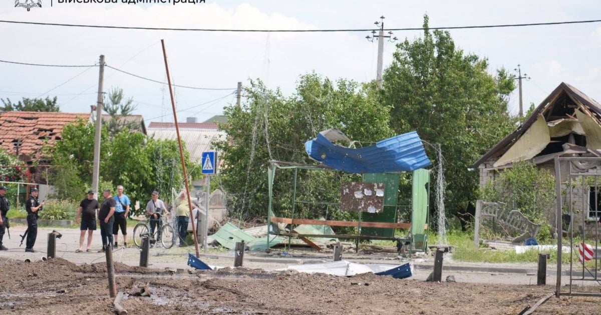 росіяни вдарили по Запоріжжю та області. Три людини загинули