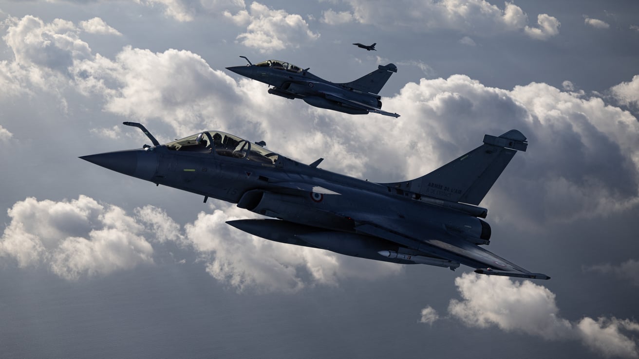 Ukrainian pilots to begin Rafale fighter training in France soon ...