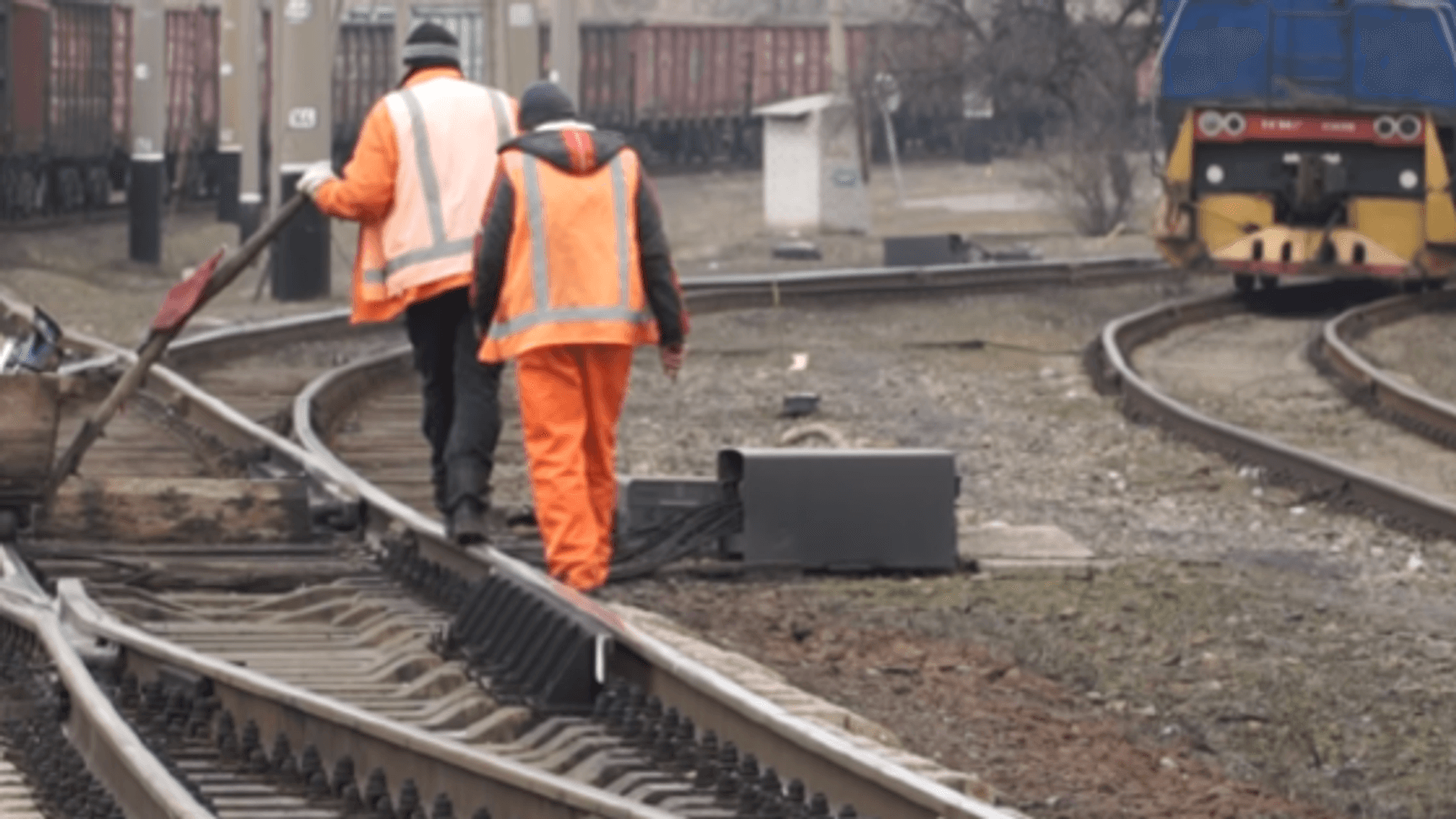 A Special Report On the Transport Blockade In Eastern Ukraine