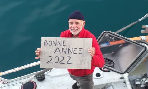 Французский пенсионер, пересекший Атлантический океан в бочке, не смог повторить приключение. Его нашли мертвым на судне