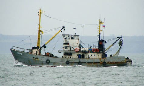 Ukrainian Fishermen Captured in the Azov Sea Admit to Illegal Fishing