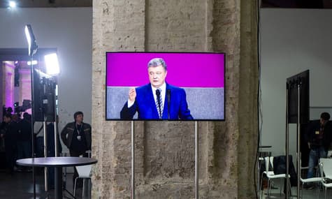 Пятый пошел. Штаб Петра Порошенко в день выборов (ФОТОРЕПОРТАЖ)