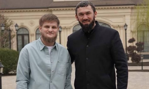 Ахмат Кадиров разом із главою уряду Чечні Магомедом Даудовим