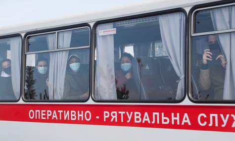 Самолет с эвакуированными из Уханя приземлился в Харькове