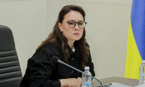 Свириденко розповіла, коли Кабмін може ухвалити постанову про виїзд чоловіків віком до 22 років за кордон