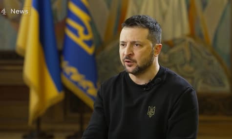 Зеленский обеспокоен заявлениями Трампа о войне, но приглашает его в Украину