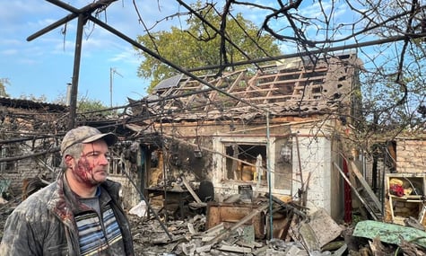 Окупанти зранку обстріляли Херсон: серед 22 постраждалих є діти (ДОПОВНЕНО)