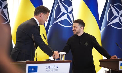 Замість 0,25% ВВП від кожного. На саміті НАТО в Анкарі союзники можуть оголосити про 70 млрд євро допомоги для України — Politico
