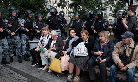 Акция за честные выборы в Москве: количество задержанных превысило 800