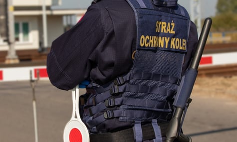 З Польщі депортували українського машиніста, який нібито п'яним кермував поїздом із 200 людей