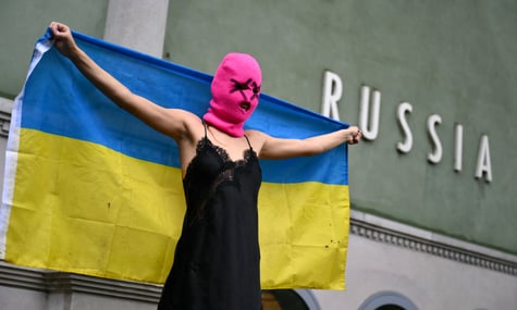 ЄС попередив Італію про порушення санкцій через російський павільйон на Венеційській бієнале