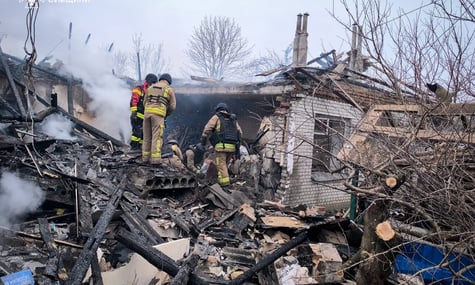 Під завалами на Сумщині знайшли тіло жінки, ще шестеро людей постраждали