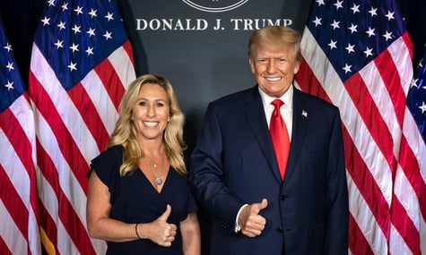 Давня соратниця Трампа, яку він назвав «божевільною», звинуватила його у «підбурюванні хвилі погроз» проти неї