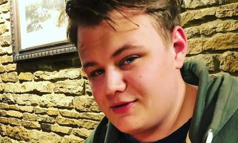 В 2019-м жена дипломата сбила насмерть 19-летнего британца и уехала в США. Лондон хочет провести «виртуальный суд»