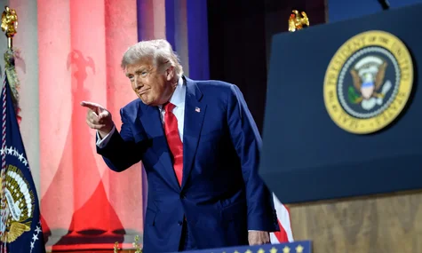 «Їм байдуже, скільки людей в Україні гине»: Трамп знову пригрозив Індії тарифами за купівлю російської нафти