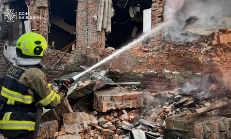 Війська рф вдарили по Україні 50 ракетами та майже 300 безпілотниками: що вдалося збити