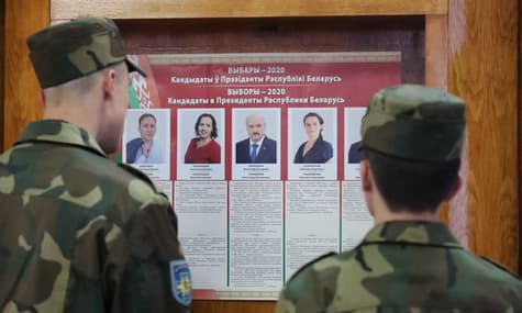 В Беларуси выбирают нового президента. Въезд в Минск охраняет милиция, а в центре столицы заметили военную технику