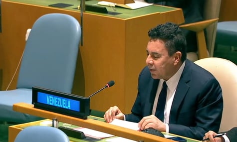 Венесуела звинувачує США у «вимаганні» через захоплення нафтових танкерів