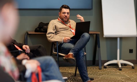 російський опозиціонер зрадів «смерті» командира РДК і хотів, щоб Буданова посадили. Тепер його можуть вислати з Литви