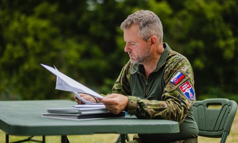 Президент Словаччини не дозволив громадянам воювати в Україні: один словак хотів стати на бік росії