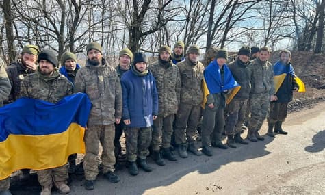 Украина вернула из плена еще 130 защитников и защитниц. Большинство из них обороняли Мариуполь