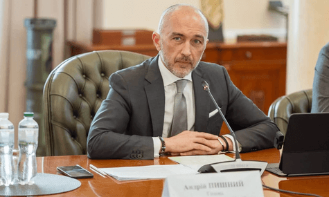 «Не стосується ані діяльності НБУ, ані моєї службової діяльності». Пишний прокоментував обшуки НАБУ та САП