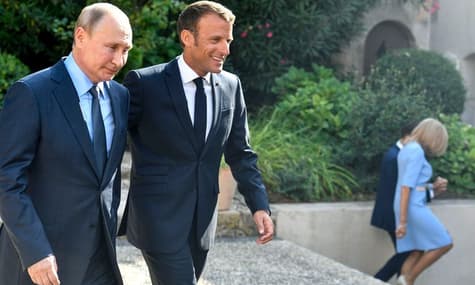 Трамп и Макрон договорились пригласить Россию на саммит G7 в 2020 году — СNN