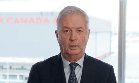 Сказав лише «бонжур» та «мерсі». У Канаді на гендиректора Air Canada поскаржилися сотні людей через його співчуття, висловлені лише англійською