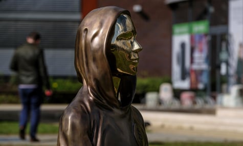 NYT стверджує, що розкрило особу таємничого винахідника біткоїнів, відомого як Сатоші Накамото