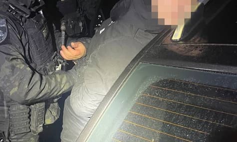 ГБР разоблачило полицейских, почти год незаконно переправлявших военнообязанных в Молдову