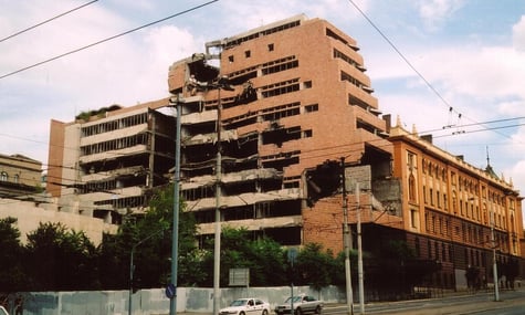 Парламент Сербії дозволив родині Трампа звести готель на місці бомбардування НАТО у 1999 році