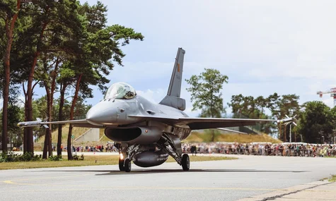 У Бельгії заявили, що підозрілі дрони шпигували за F-16 і боєприпасами