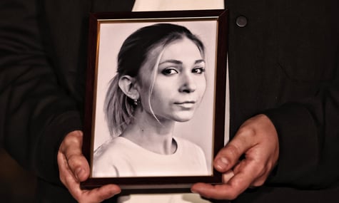 Зеленський посмертно нагородив журналістку Вікторію Рощину орденом Свободи