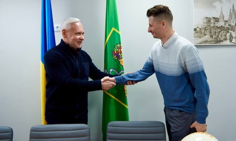 Чоловік із Харкова, якого вдарили в живіт під час конфлікту з ТЦК, викладає у школі — Терехов