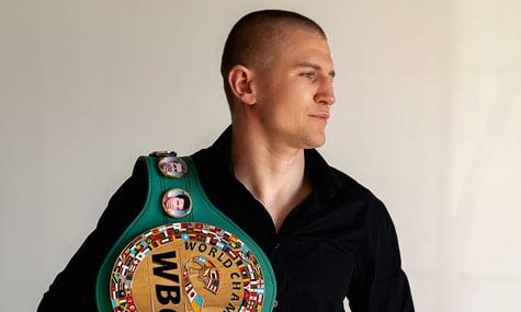 Перемога над росіянином і поразка сербові: українські боксери виступили на турнірі Zuffa Boxing 2