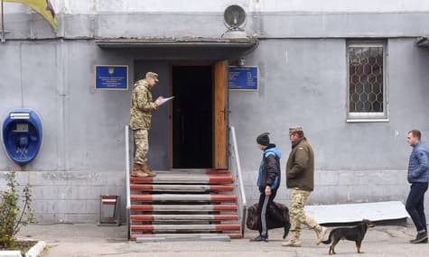 «Полювання» на призовників: що робити, якщо вас силоміць ведуть до військкомату