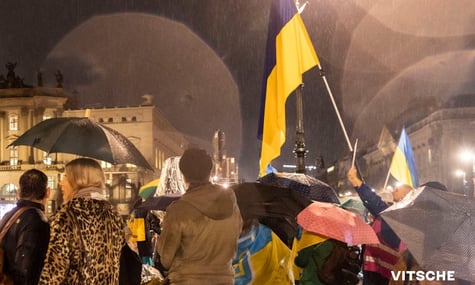 У Берліні українці вийшли на протест проти виступів російської оперної співачки Нетребко