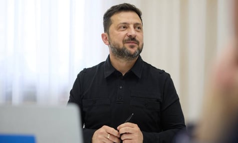 Говорили про завершення війни. Зеленський розмовляв телефоном з посланцями Трампа Віткоффом та Кушнером — Axios