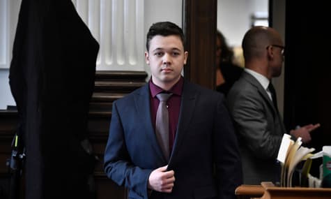 У США виправдали 18-річного хлопця, який застрелив двох людей під час протесту за права темношкірих у 2020 році