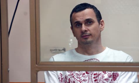 Політв’язень Сенцов регулярно їсть та «виглядає здоровим» — омбудсмен Росії