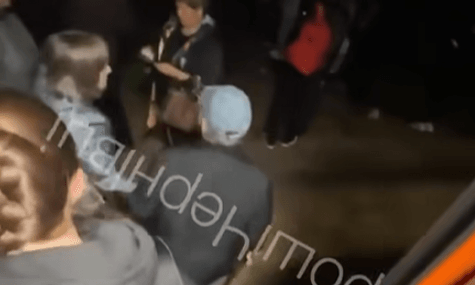 Пасажири поїзда Львів — Чернівці заявили, що їх залишили посеред поля після евакуації. Омбудсмен звернувся до УЗ